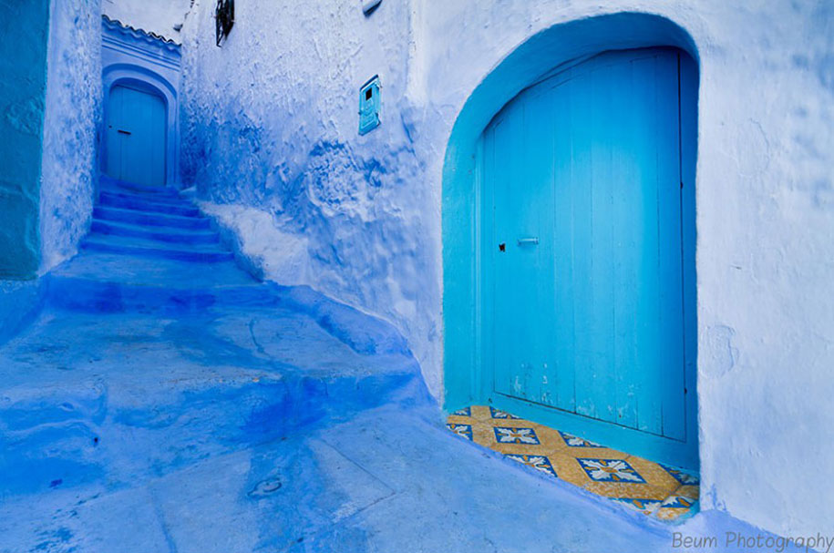blue-town-walls-chefchaouen-morocco-9