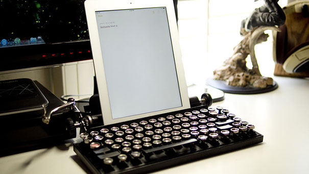 qwerkywriter-vintage-mechanical-typewriter-qwerkytoys-4