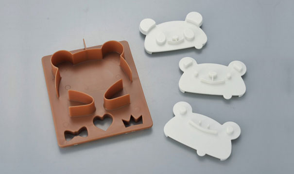 japanese-teddy-bear-toast-stamp-industrial-design-3