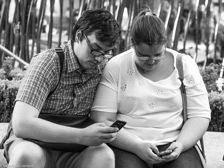 death-of-conversation-smartphone-obsession-photography-babycakes-romero-7