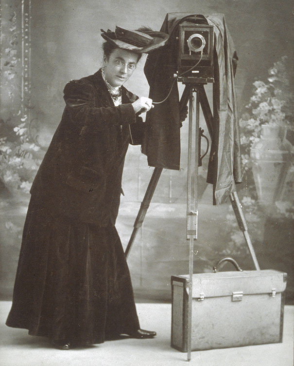 first-female-photojournalist-america-jessie-tarbox-beals-5