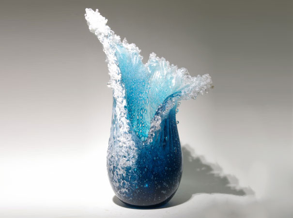 realistic-glass-ocean-wave-vases-desomma-blaker-01