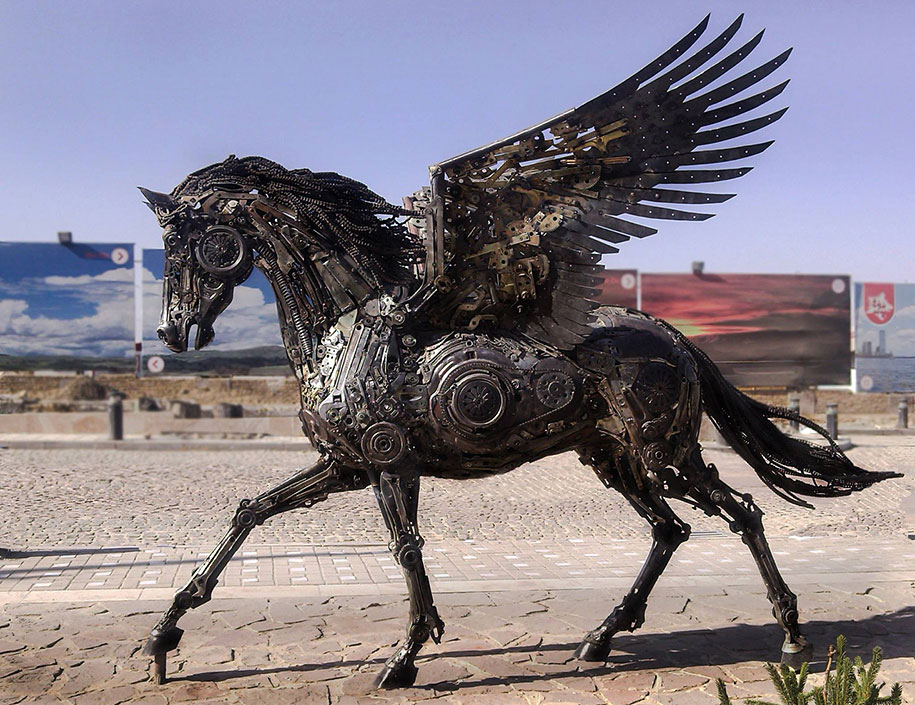 scrap-metal-steampunk-animal-sculpture-hasan-novrozi-25.jpg