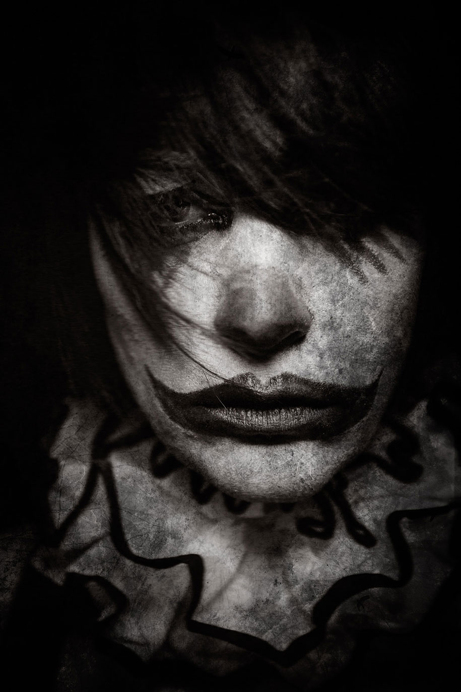 macabre-scary-clown-portraits-clownville-eolo-perfido-10