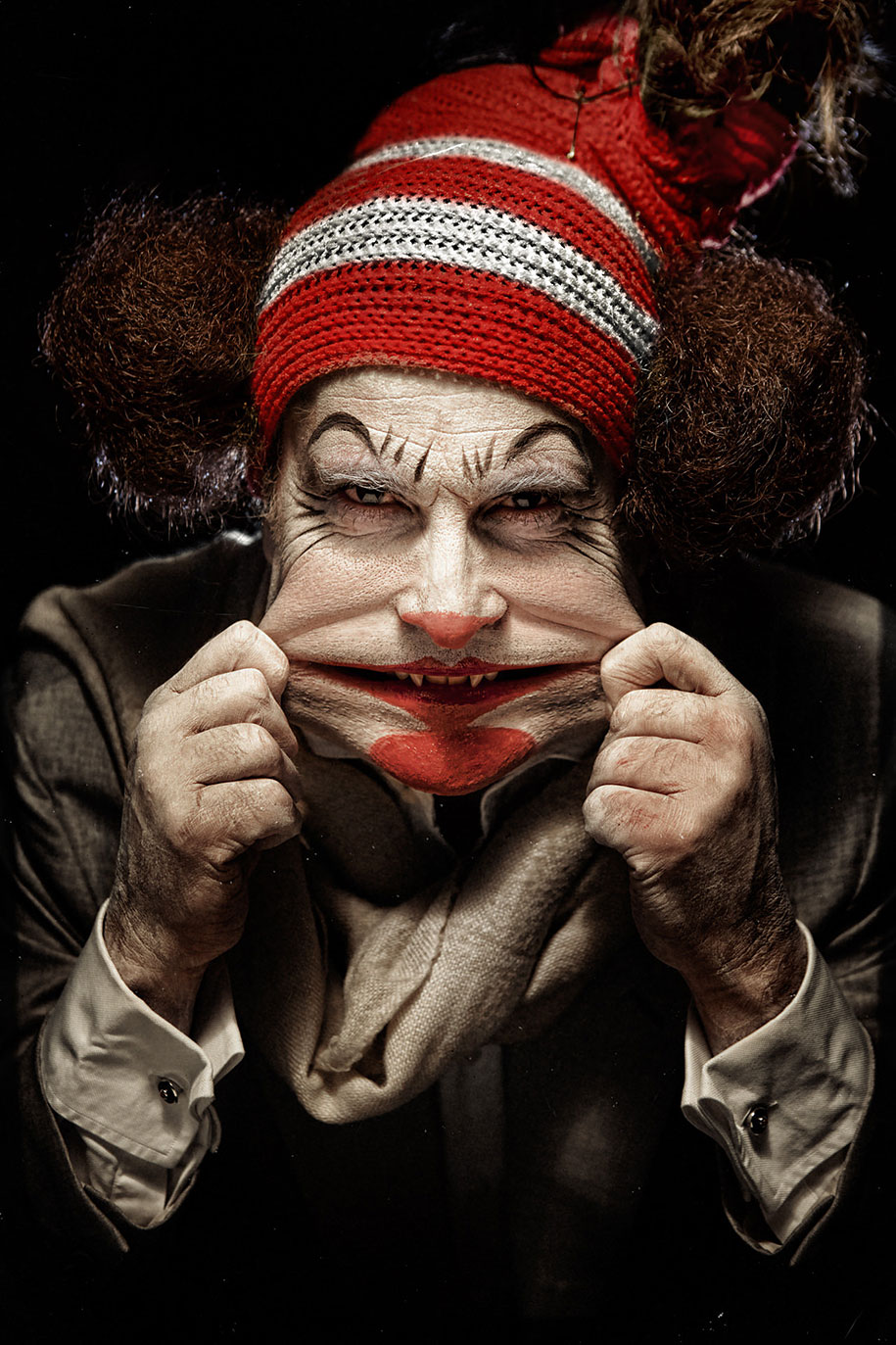 macabre-scary-clown-portraits-clownville-eolo-perfido-23