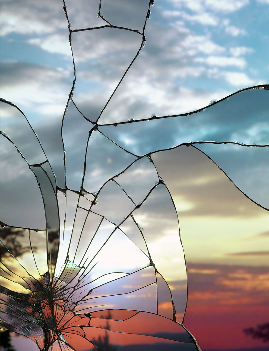 broken mirror evening sky photography bing wright 14 - Pôr-do-sol visto através de espelhos quebrados