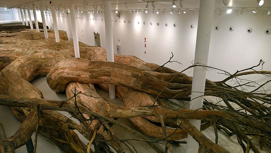 Artist Builds A Giant Root System That You Can Explore ...