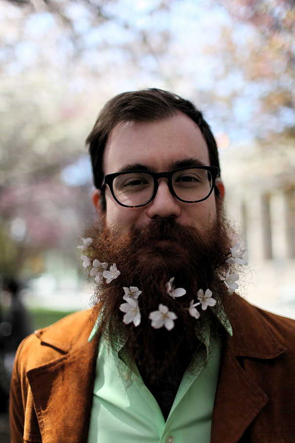 Flower Beards Are The Latest Hipster Trend On The Internet