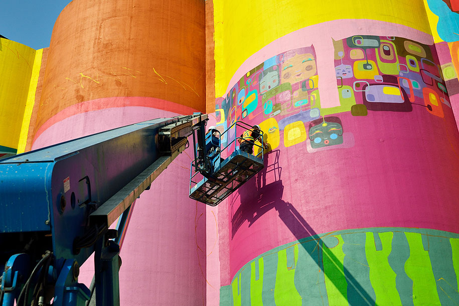 giants-industrial-silos-graffiti-os-gemeos-10