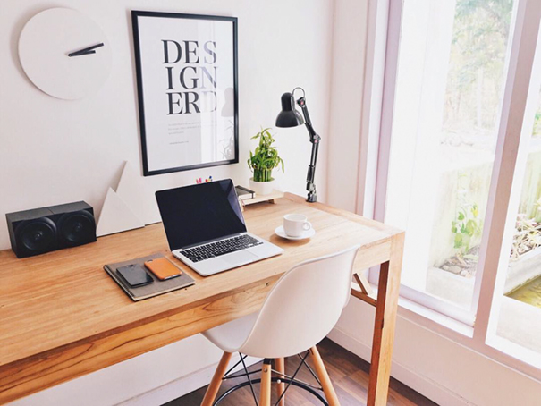  Minimal Workplaces Instagram Account To Inspire Your Desk DeMilked