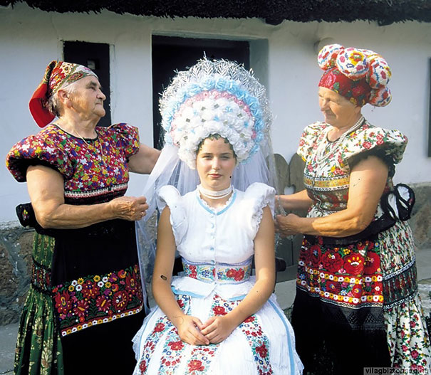 15 Traditional Wedding  Outfits From Around  The World 