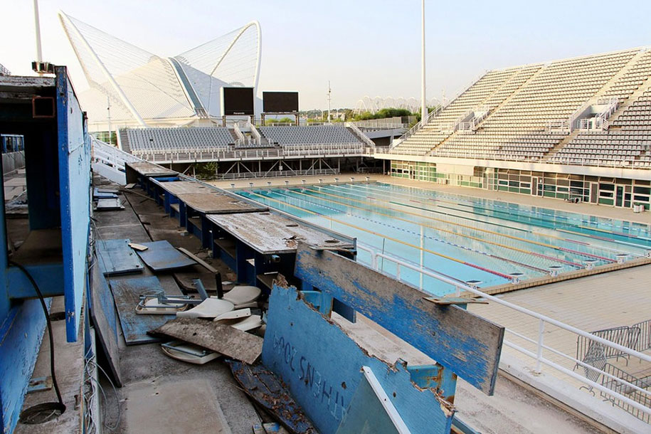 abandoned olympic venues urban decay 17 - Como ficou o complexo olímpico do Rio 2016 após o evento?