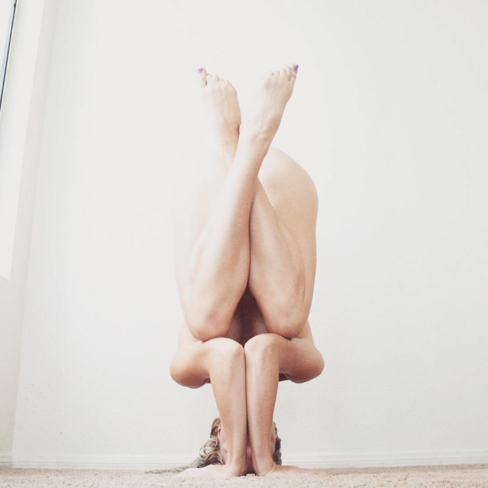 Incredible Yogi's Body Poses Inspire People Suffering From 