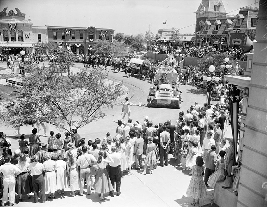disneyland opening day 1955 23 - Dia de abertura da Disneylândia em 1955