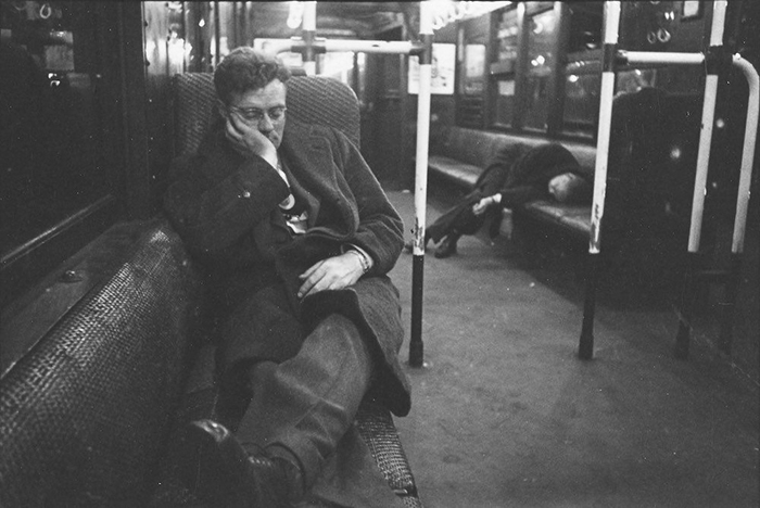 59ad1115203e3 vintage photographs new york street life stanley kubrick 49 59a91cf35bd18  700 - Fotos de Stanley Kubrick com 17 anos revela que ele sempre foi um gênio