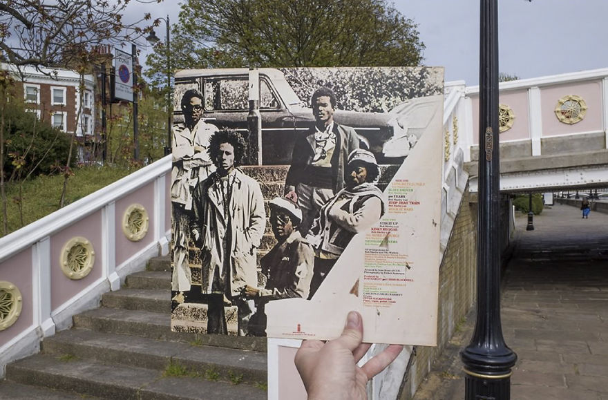 5accb888575a6 Photographer does tour in London by registering the location of the iconic reggae vinyl album covers 5ac72bb2a716e  880 - Fotógrafo passa 10 anos rastreando os locais originais das capas de vinil