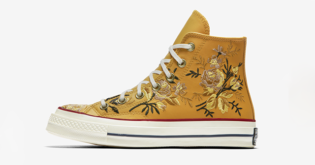 converse with flowers on them