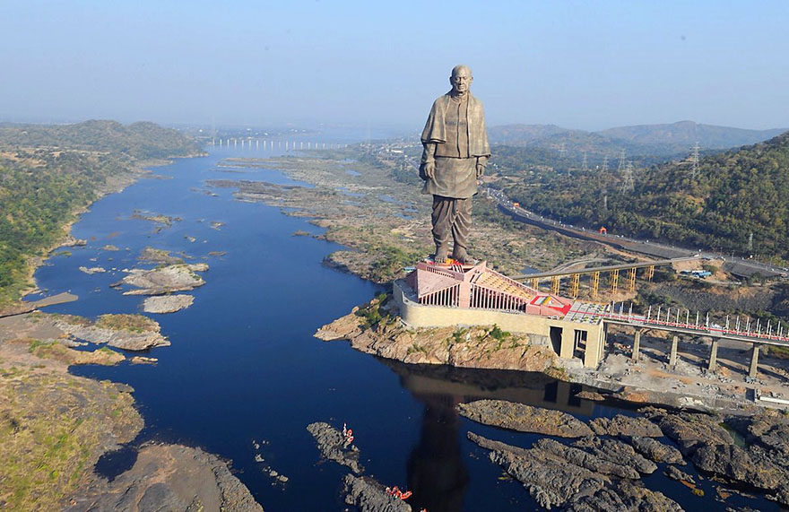 statue of unity revealed india 2 - Estátua mais alta do mundo é 6 vezes maior do que o Cristo Redentor