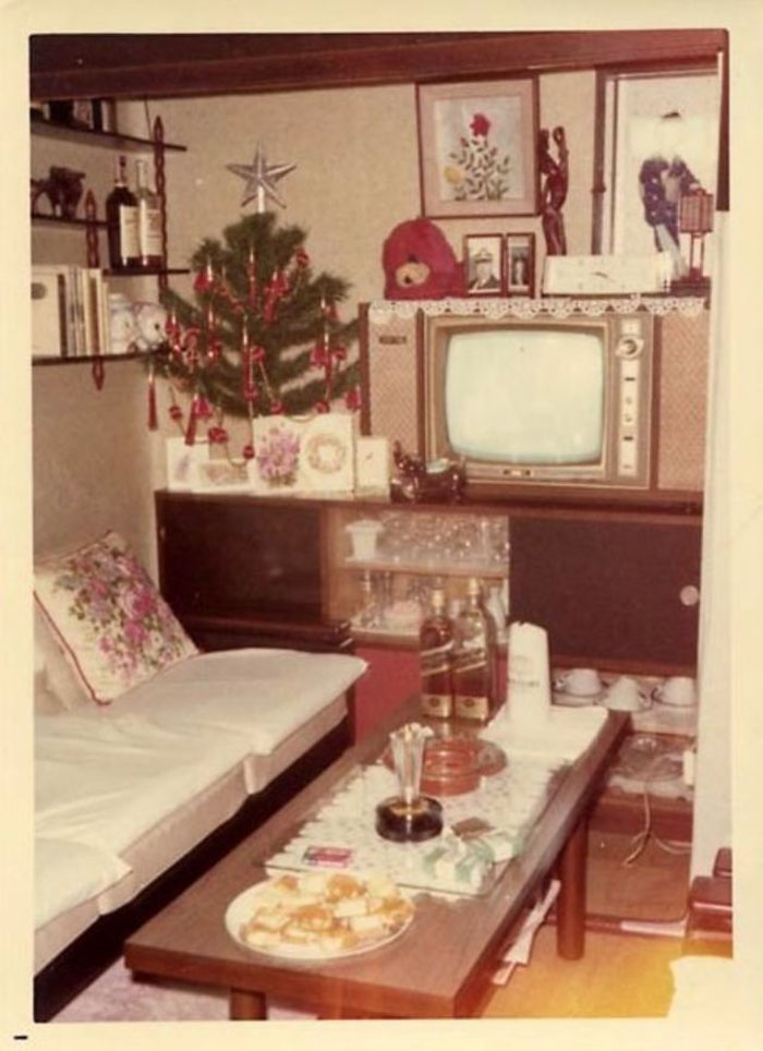 50 Photos Showing How People Used To Decorate Their Homes In The 50s