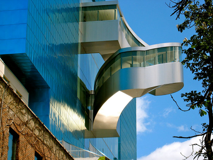 5c5011453a3cf ontarioo 5c487102c0a39  700 - Os impressionantes edifícios do arquiteto Frank Gehry