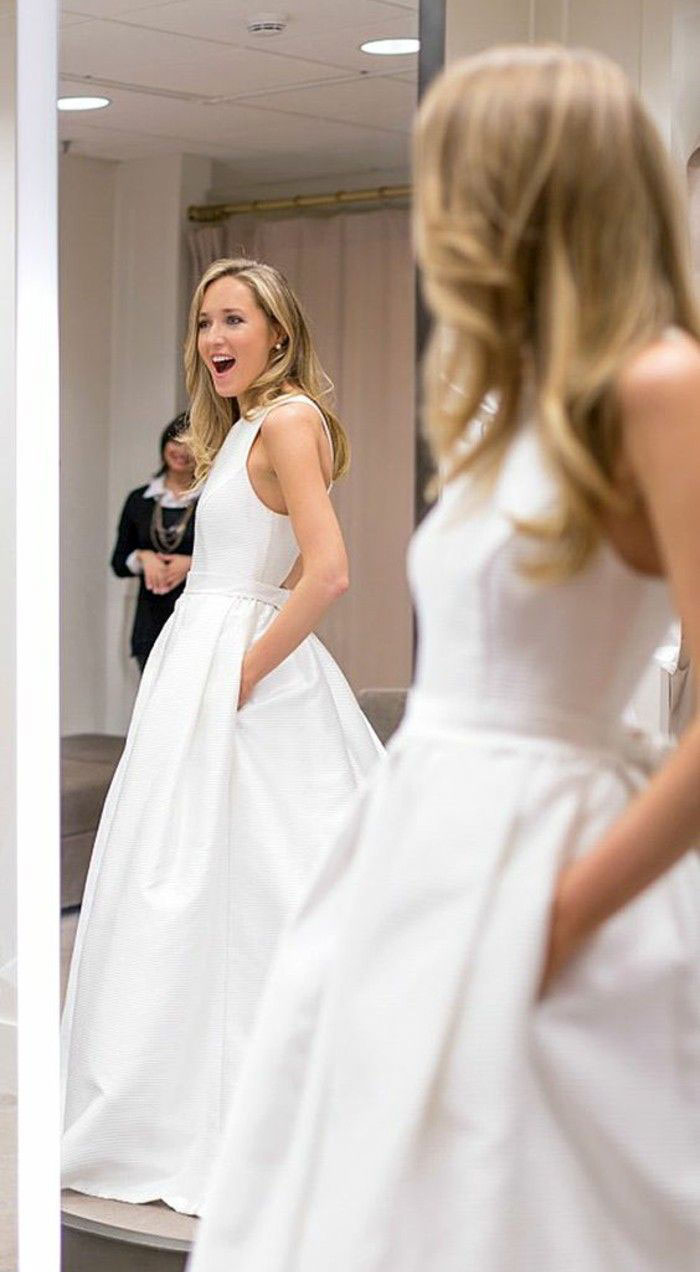 This Wedding Dress Just Sent Twitter Mental For A Very Good Reason