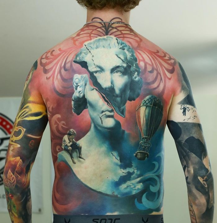 5d7b42bd566db B1mOin7oAEx png  700 - 30 tatuagens de costas incrivelmente detalhadas
